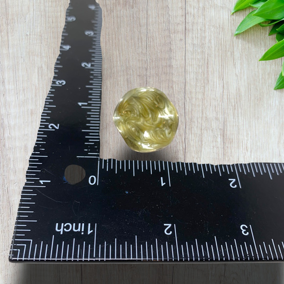 Vintage 1980s Wavy Green Swirl Enamel Pierced Button Earrings Modernist - Picture 4 of 5